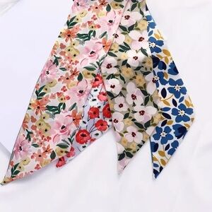 Floral Patterned silk Twilly Scarves Set of 4